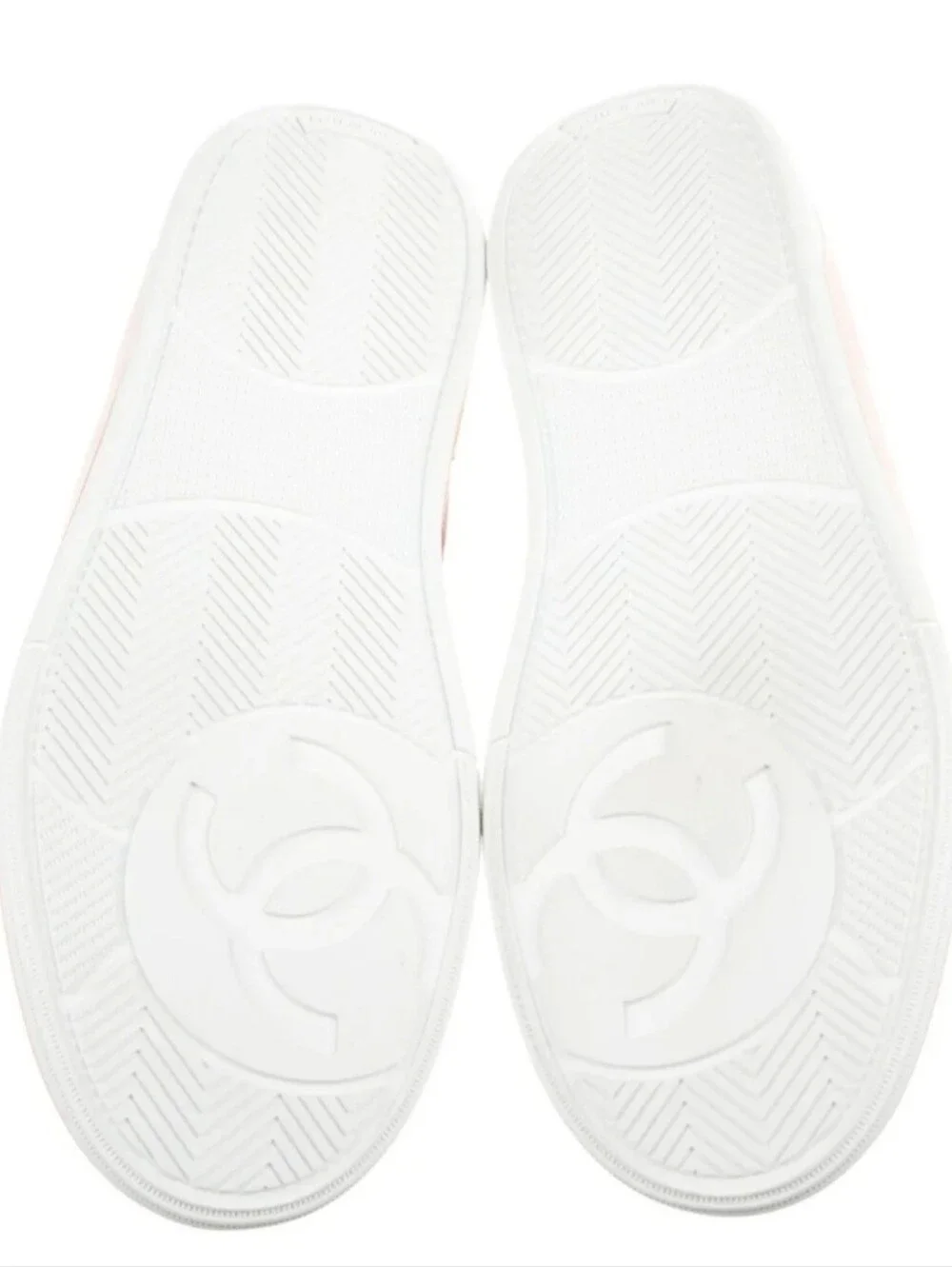 Chanel 2024 Women's Pink Low-Top Sneakers